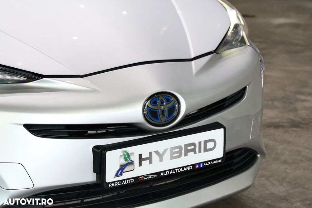 Toyota Prius 1.8 Dual VVT-i Sol - 22