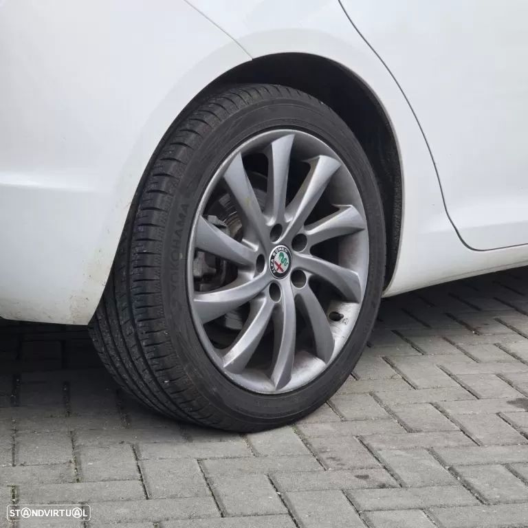 Alfa Romeo Giulietta 1.6 JTDM Sport - 10