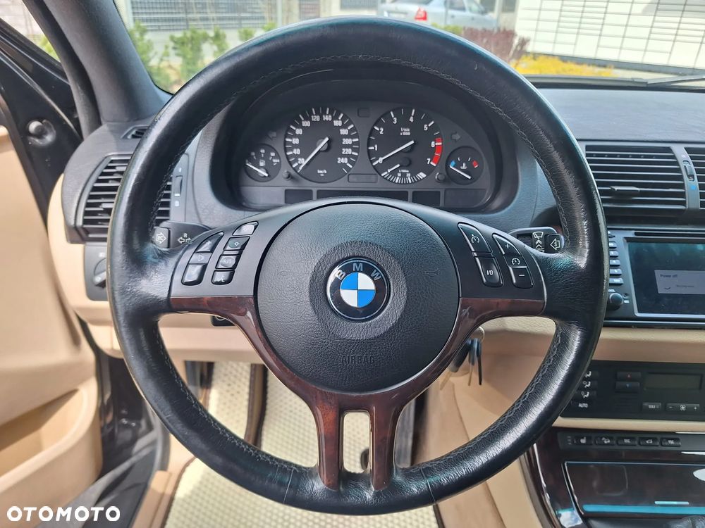 BMW X5 4.4i - 29