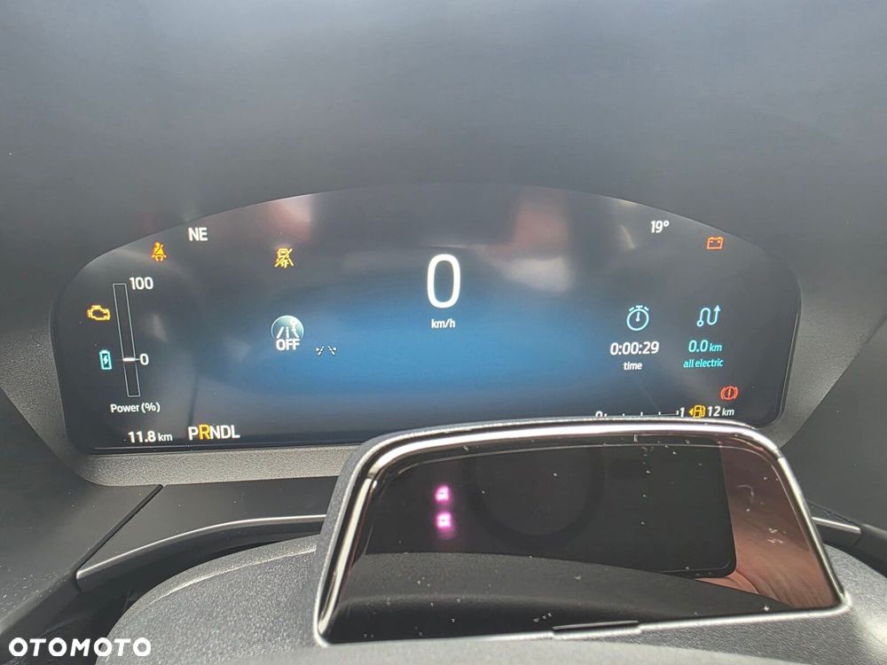 Ford Kuga - 20
