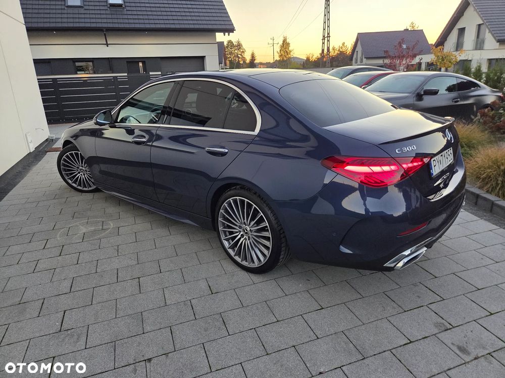 Mercedes-Benz Klasa C 300 mHEV 4-Matic AMG - 34