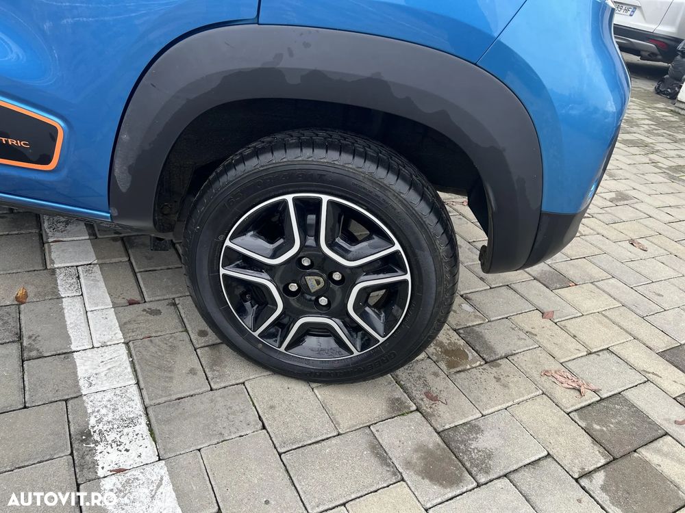 Dacia Spring Expression - 17