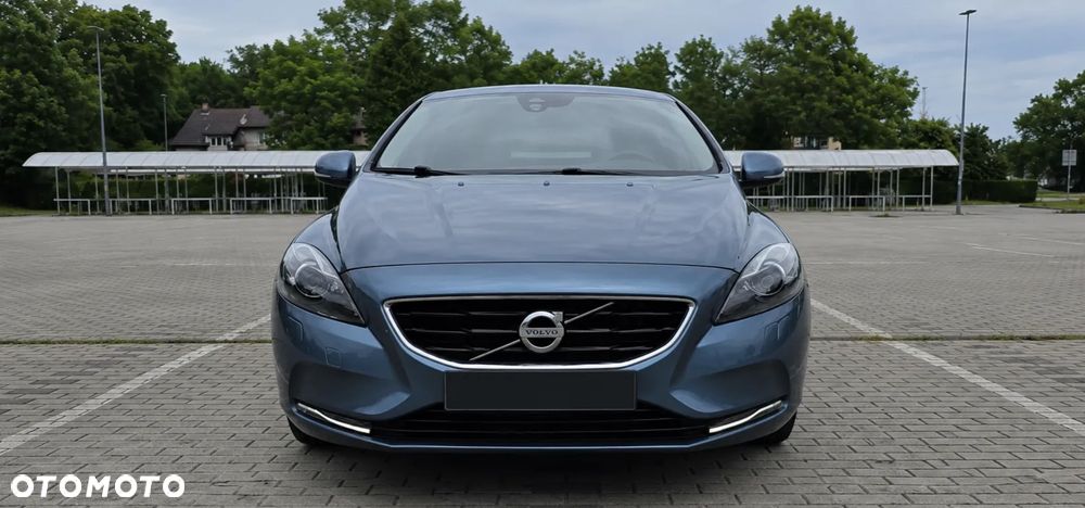 Volvo V40 D3 Momentum - 6