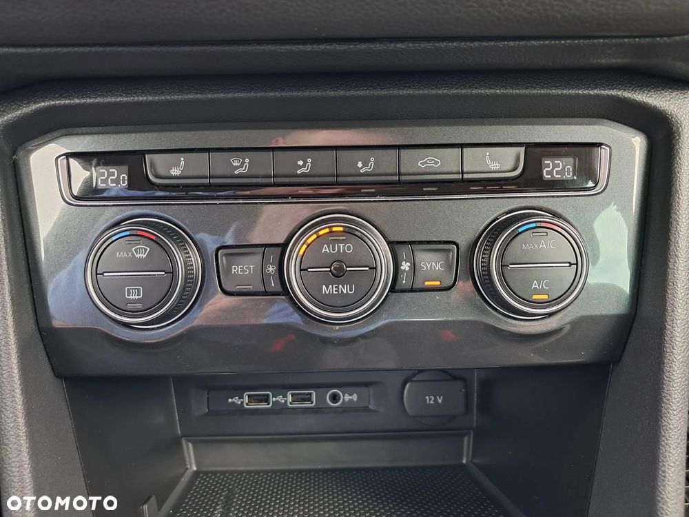 Volkswagen Tiguan 1.5 TSI EVO Comfortline - 27