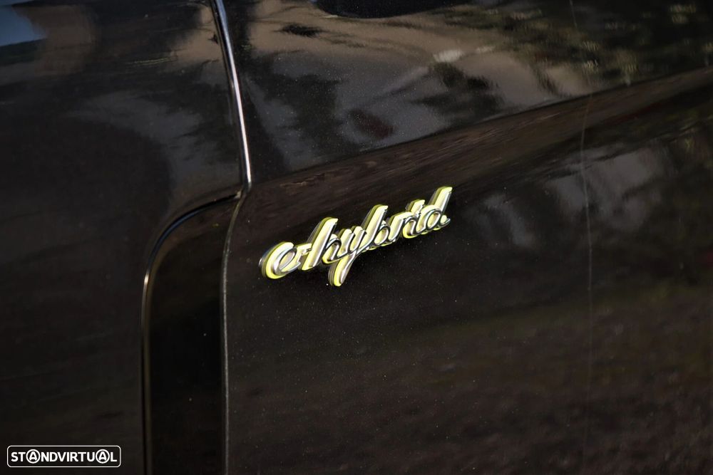 Porsche Panamera 4 E-Hybrid - 29