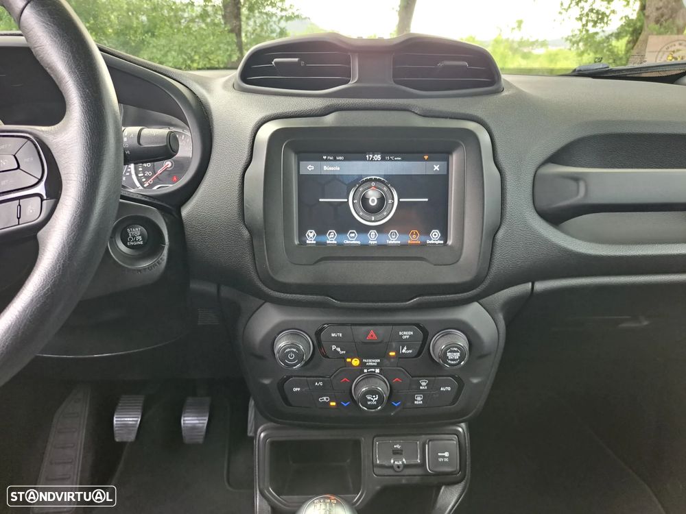 Jeep Renegade 1.0 T Night Eagle - 25