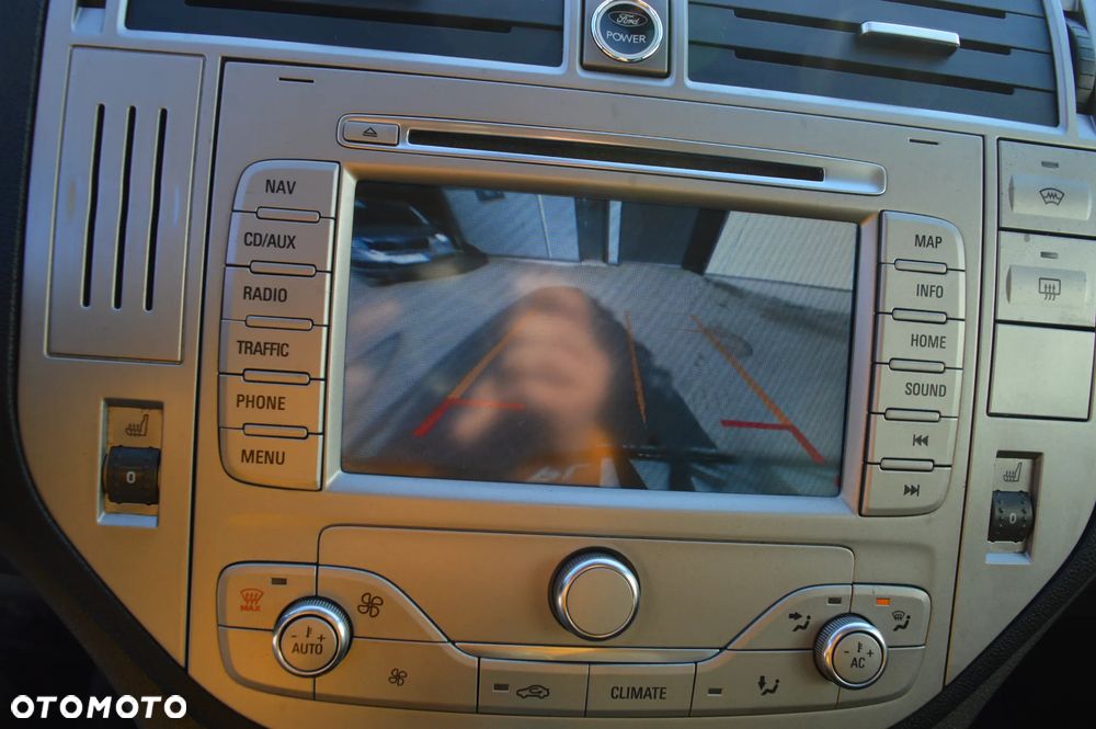 Ford Kuga 2.0 TDCi 4WD Titanium Plus - 22