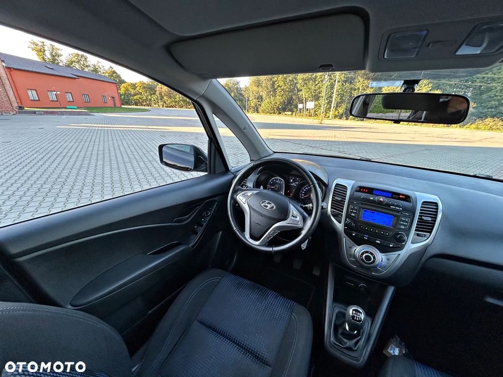 Hyundai ix20 - 24