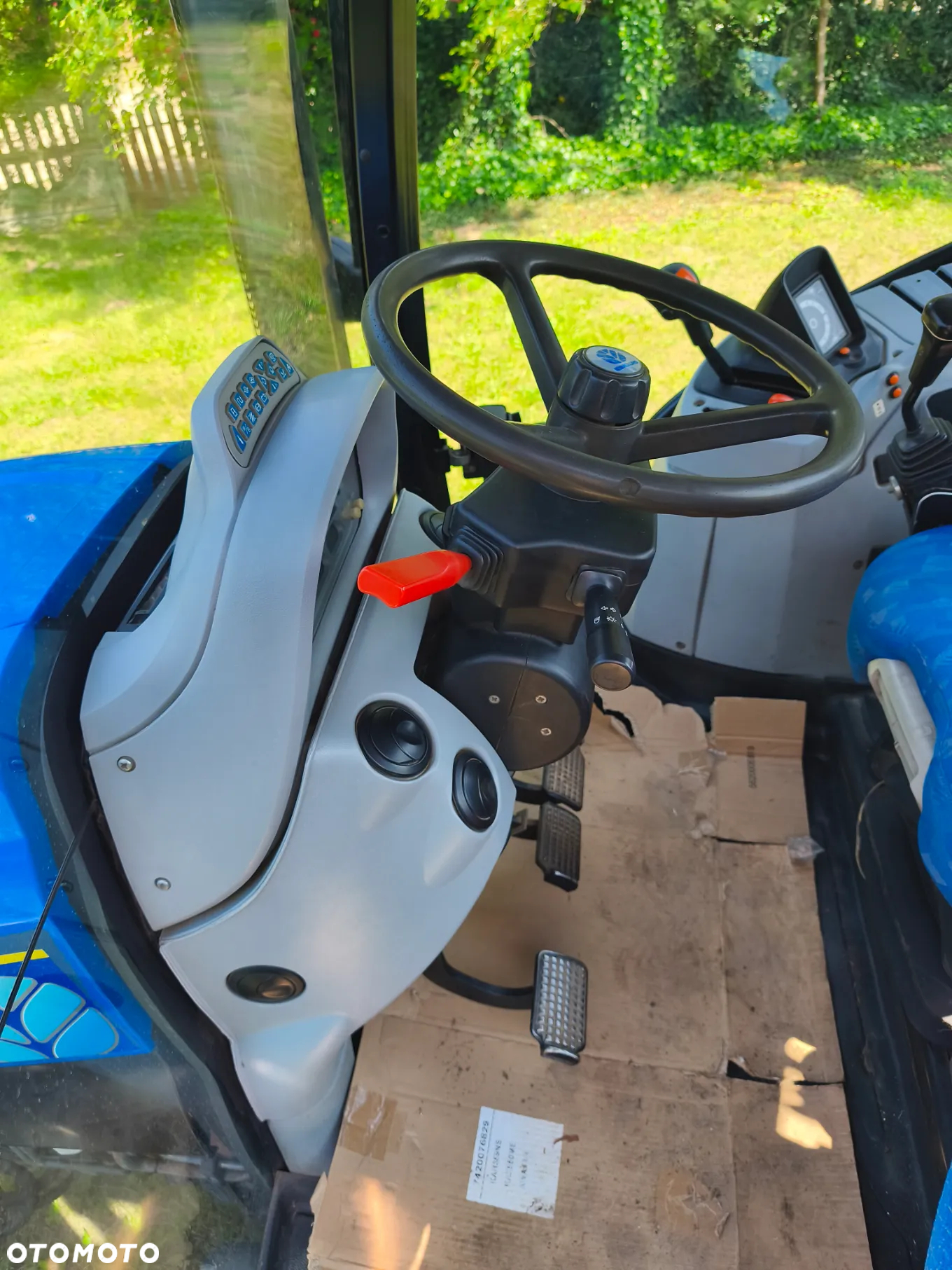 New Holland T6020 ELITE - 13