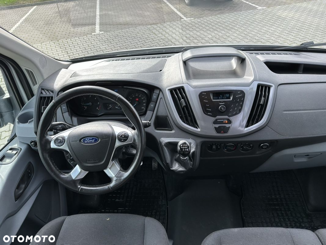 Ford Transit - 13