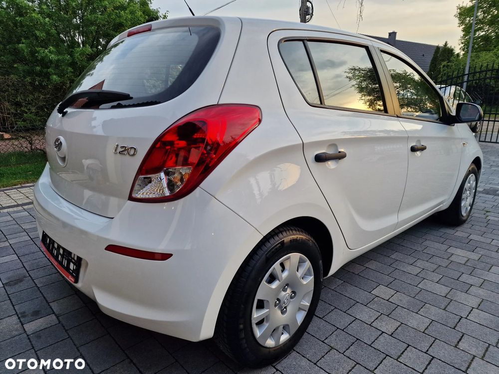 Hyundai i20 1.2 Fifa World Cup Edition - 10