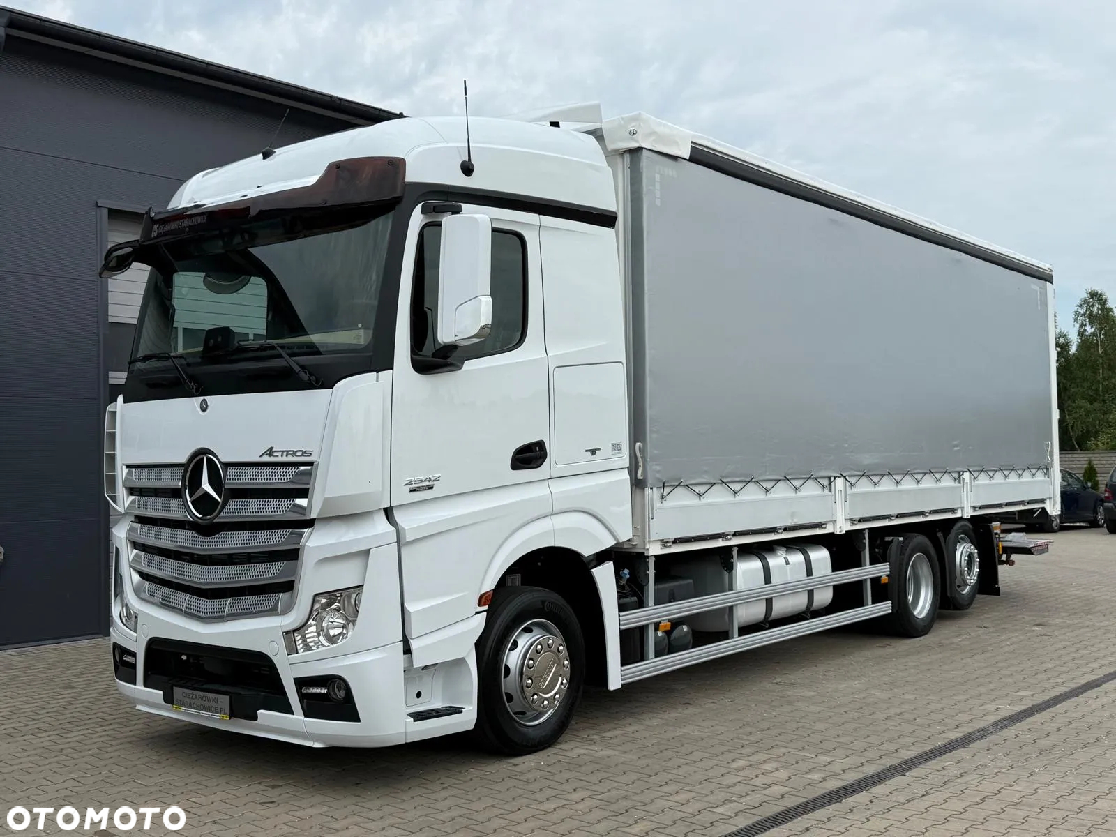 Mercedes-Benz Actros 2542 / E6 / burto-firanka 8,5 m + winda / 21Epal / z Niemiec / sypialka plandeka firana skrzynia - 2