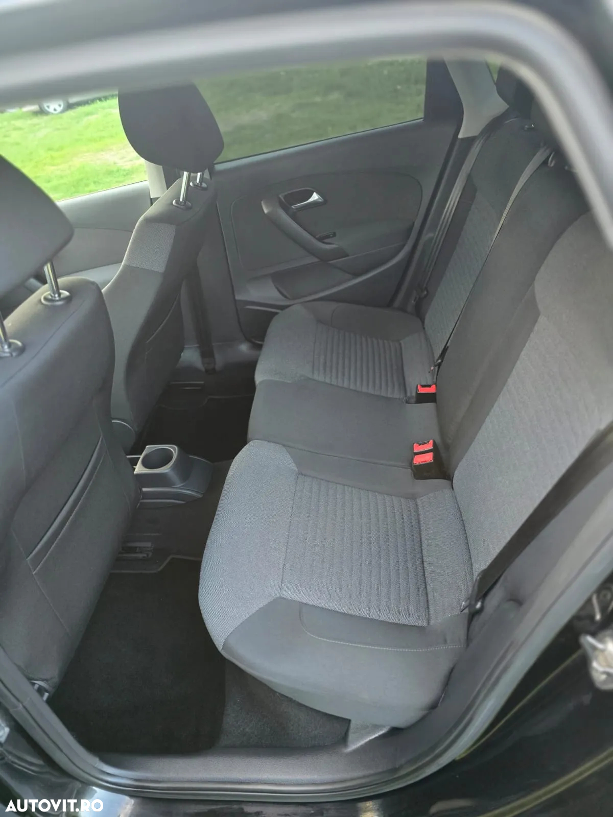 Volkswagen Polo 1.6 TDI CR DPF Comfortline - 8
