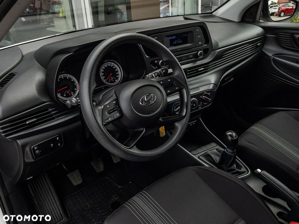 Hyundai i20 1.2 Pure - 11