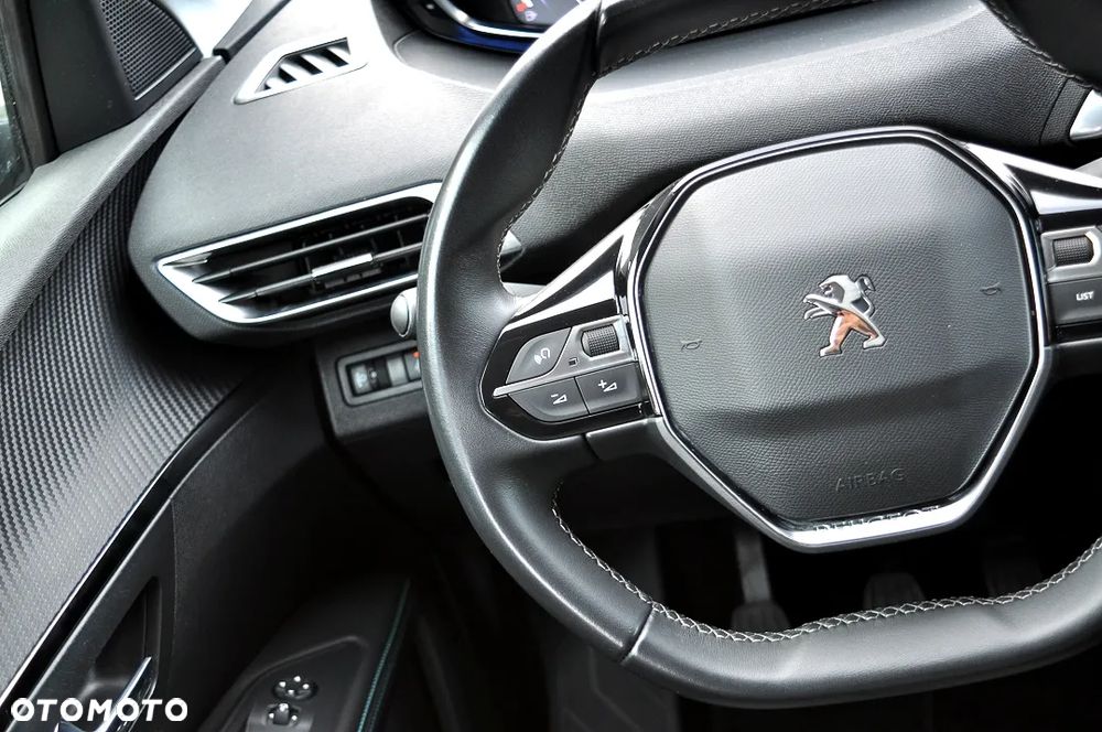 Peugeot 5008 BlueHDI 130 Allure Business-Paket - 26