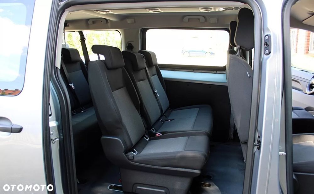 Opel Vivaro - 20