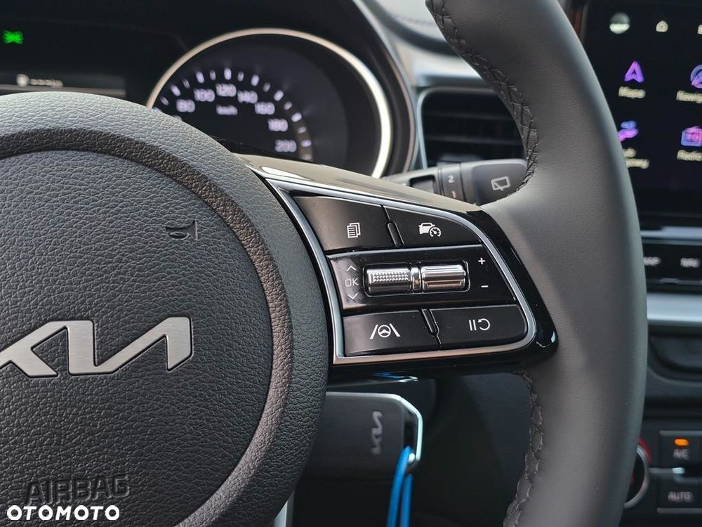 Kia XCeed 1.6 T-GDI M DCT - 15