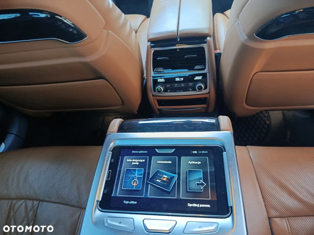 BMW Seria 7 730d xDrive - 14