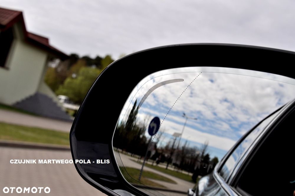 Volvo XC 60 B4 D Plus Dark - 34