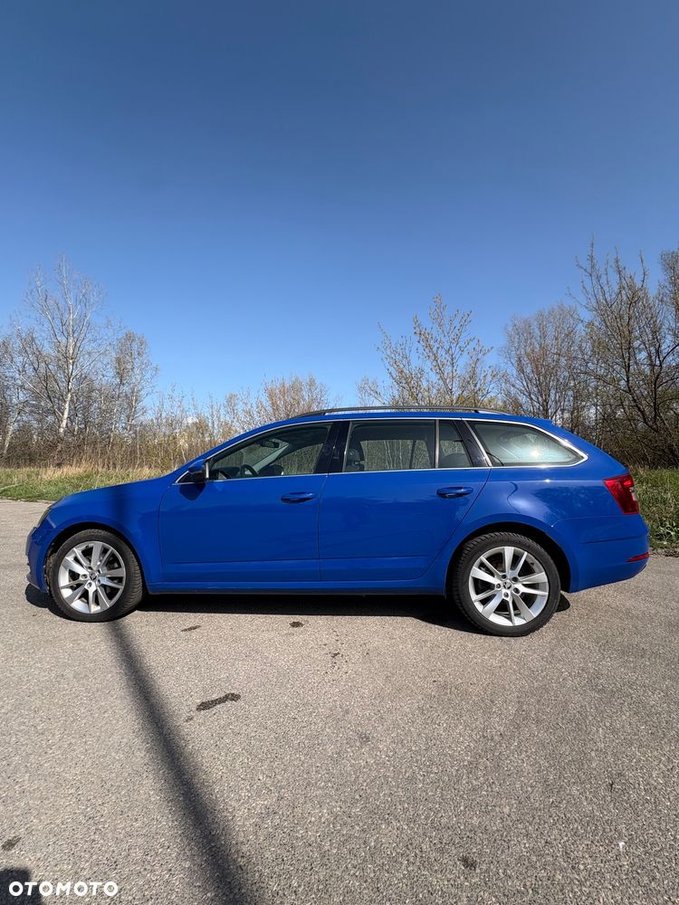Skoda Octavia 2.0 TDI 4x4 Style DSG - 6