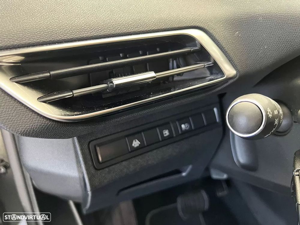 Peugeot 3008 225 e-EAT8 Allure Pack - 20