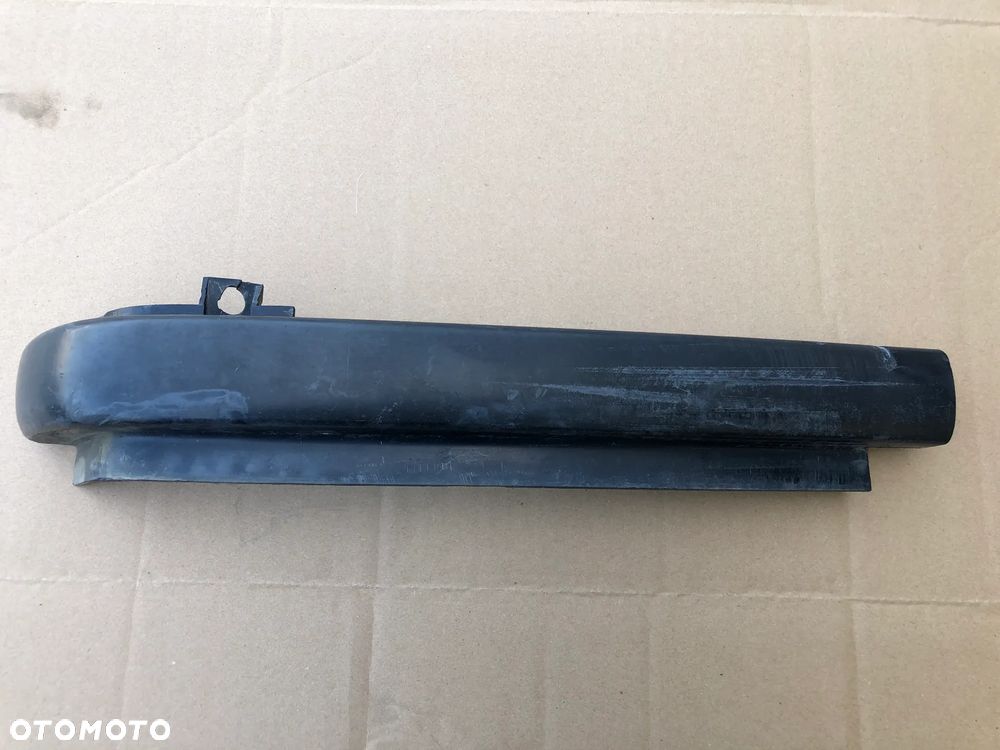 Listwa pod lampę prawa DHH100720 LAND ROVER DISCOVERY 2 II - 1