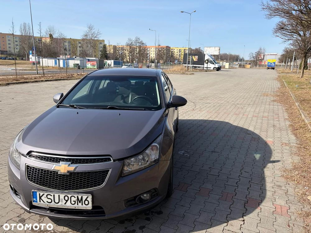 Chevrolet Cruze - 1