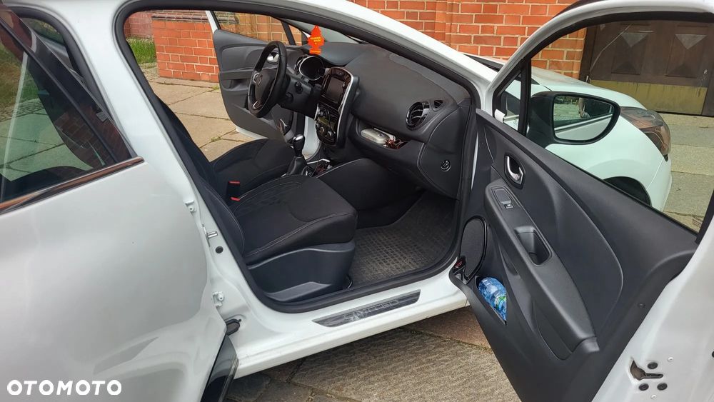 Renault Clio 0.9 TCe Limited - 17