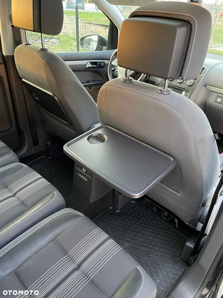 Volkswagen Touran 2.0 TDI DPF DSG MATCH - 39