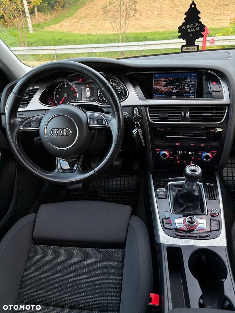 Audi A4 Avant 2.0 TDI Quattro - 16
