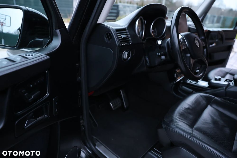 Mercedes-Benz Klasa G 500 7G-TRONIC - 31