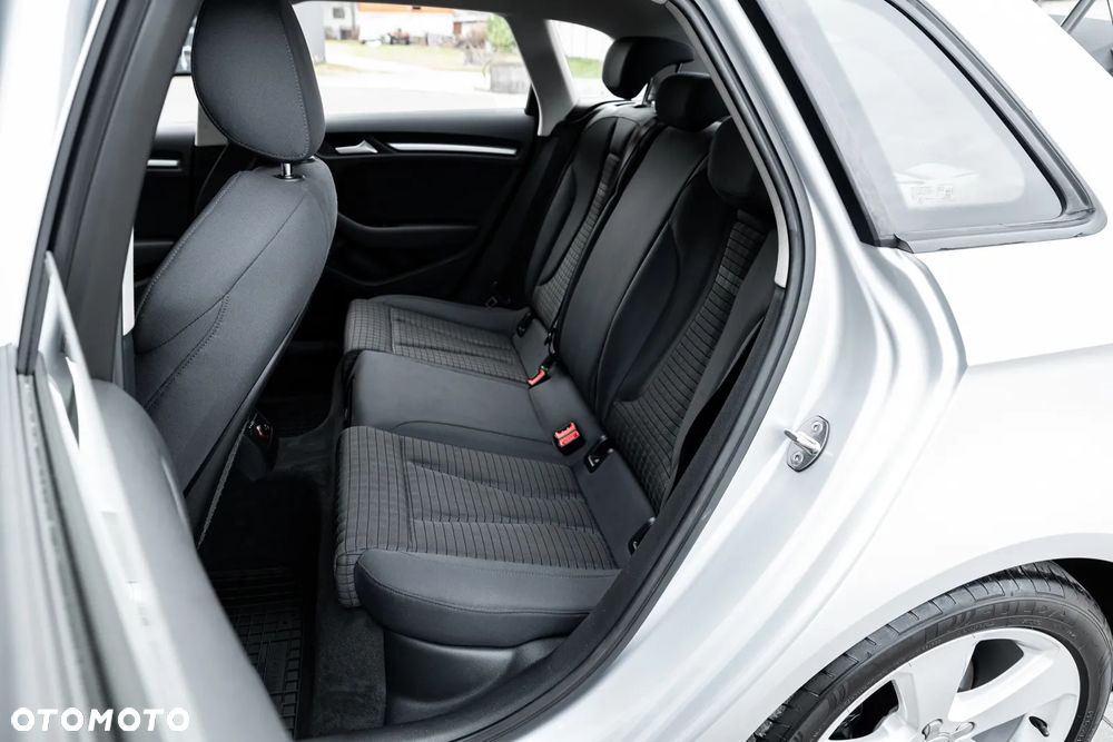 Audi A3 Sportback 1.8 TFSI Attraction - 18