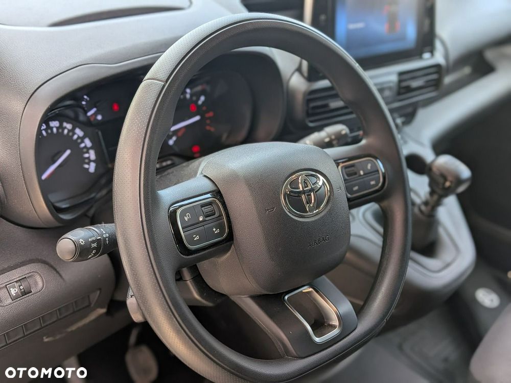 Toyota Proace City - 14