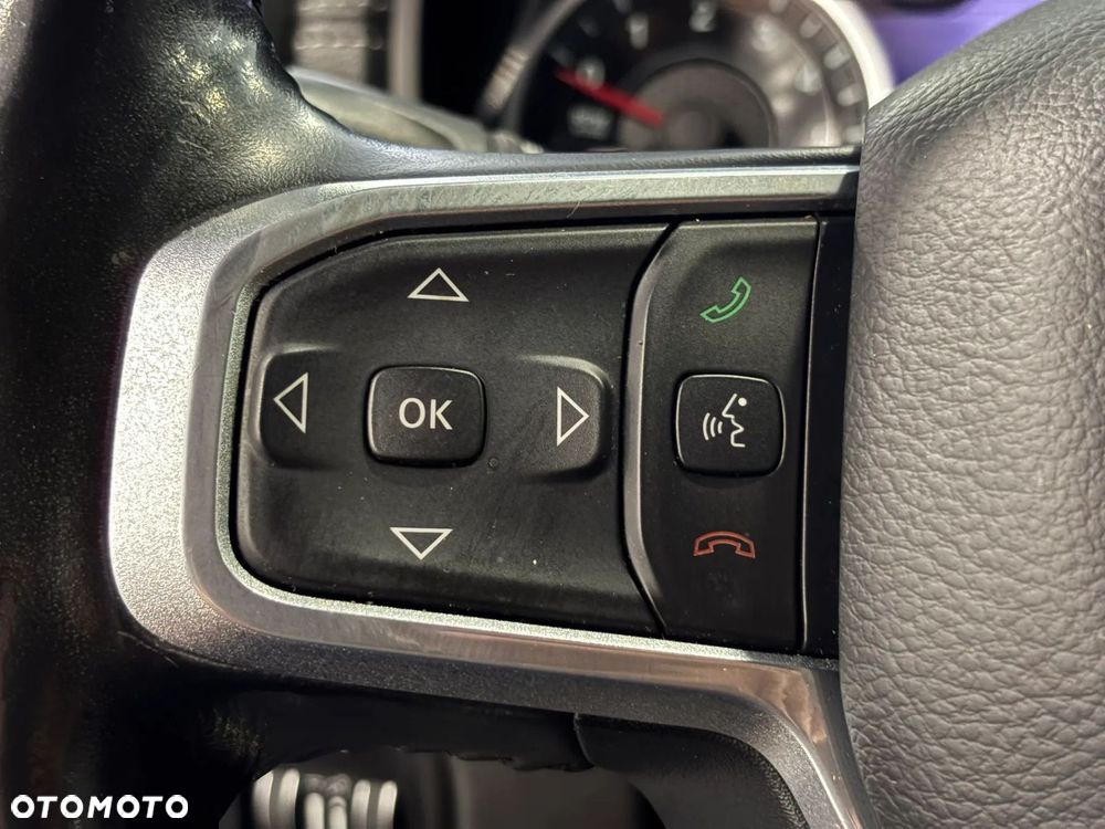 Dodge RAM 5.7 4x4 - 31