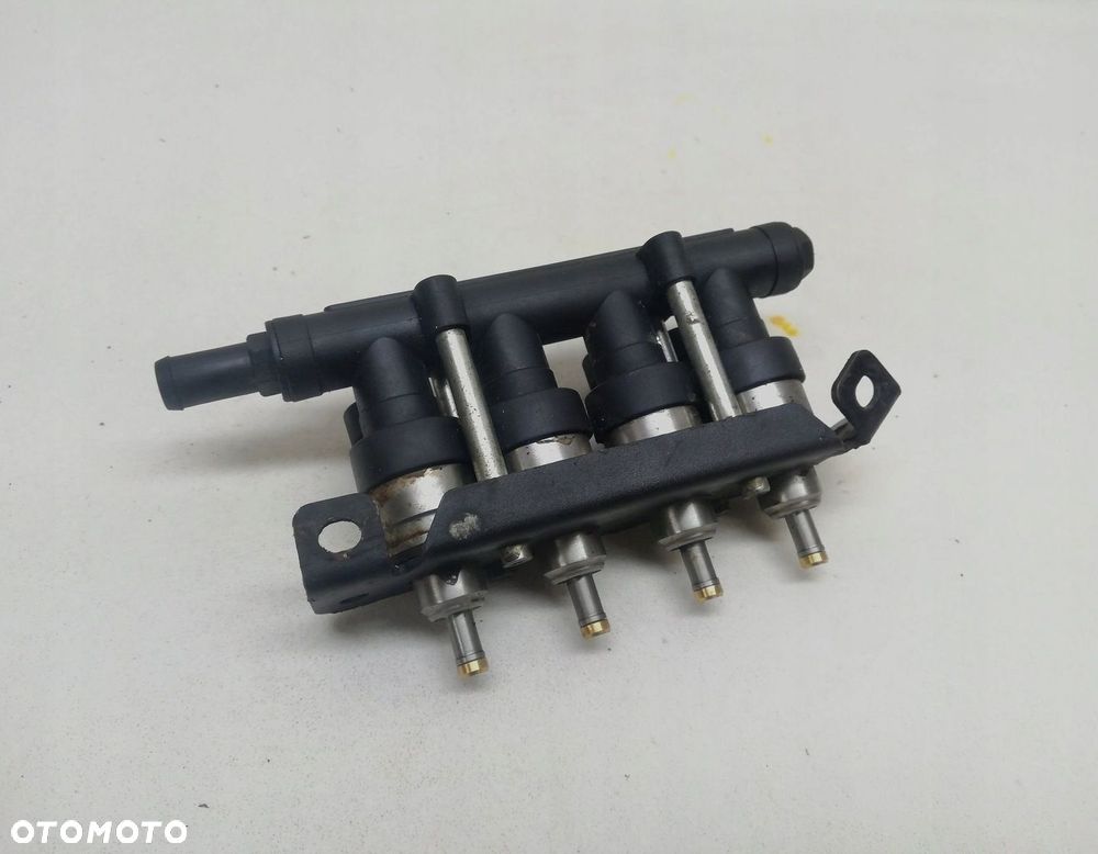 LISTWA WTRYSKOWA GAZU LPG 67R018502 - 2