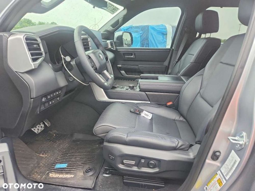 Toyota Tundra - 9