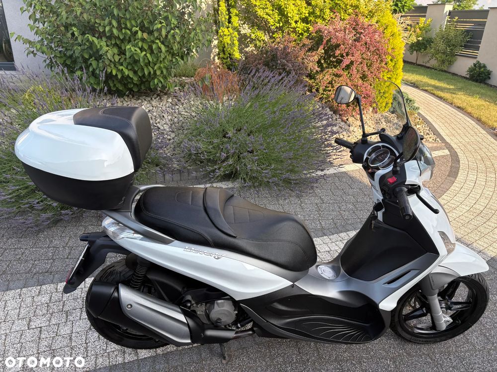 Piaggio Beverly - 11