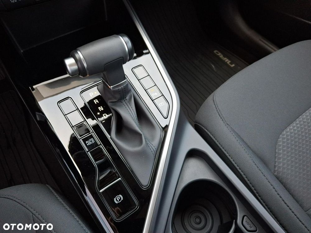 Kia Niro 1.6 GDI Hybrid M - 15