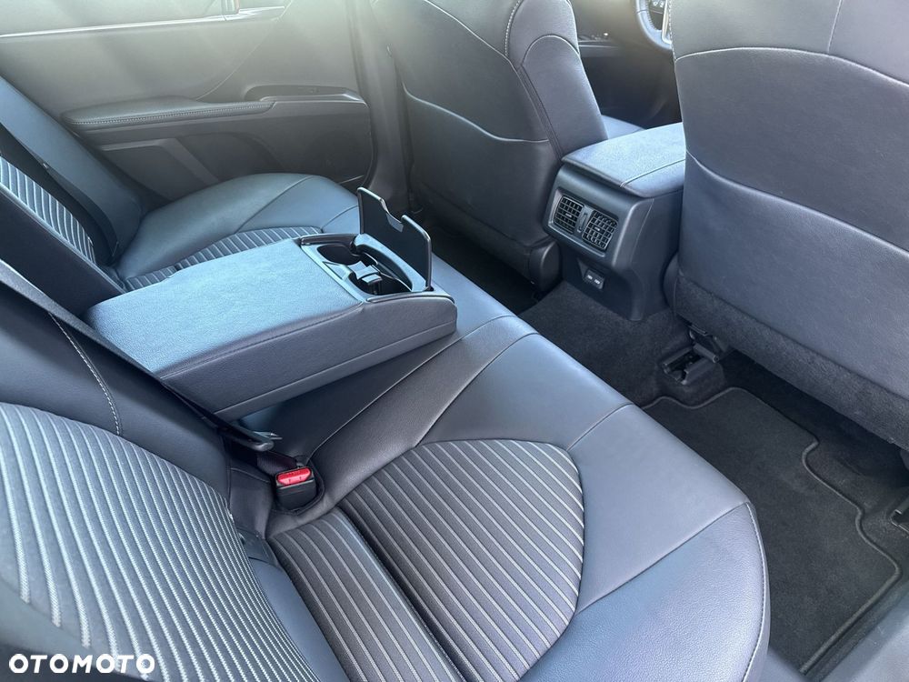 Toyota Camry 2.5 Hybrid Prestige CVT - 17