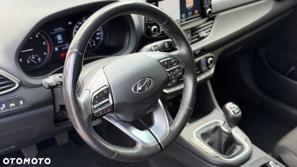 Hyundai i30 - 32