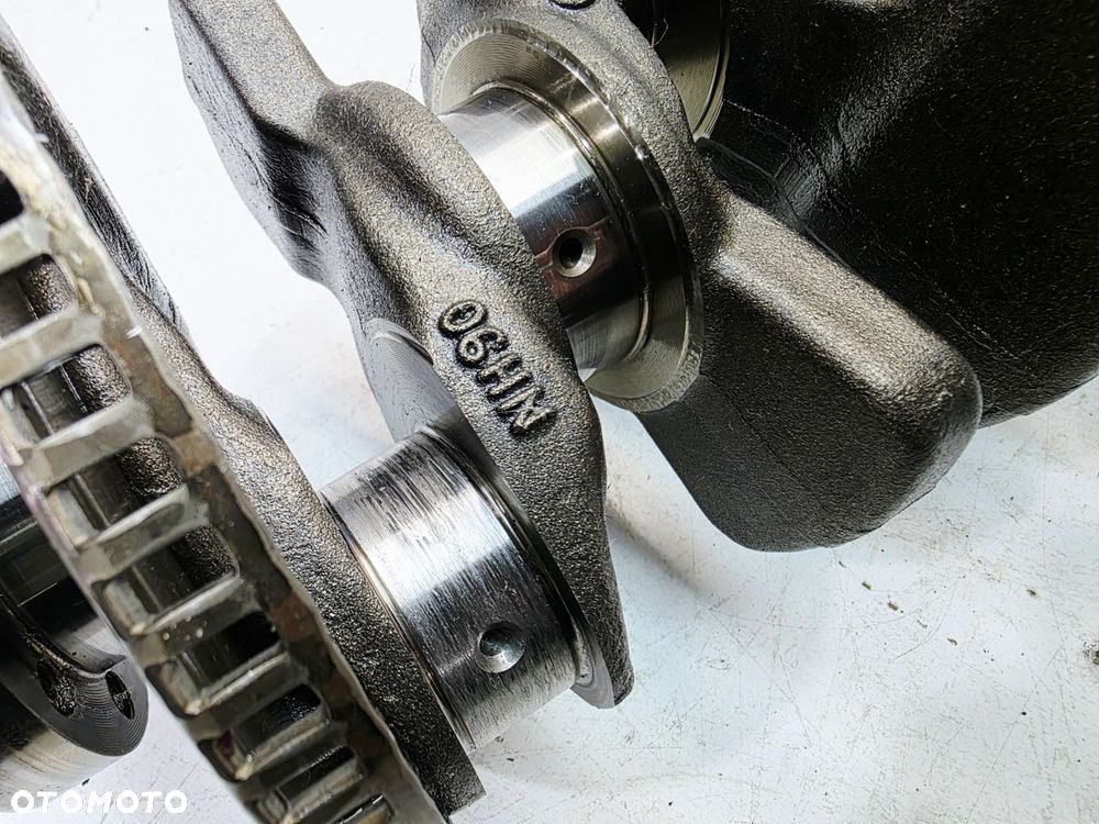 WAŁ KORBOWY AUDI VOLKSWAGEN SEAT SKODA 2.0 TFSI TSI CCZ 06HN 3/26 ZATARTY - 11