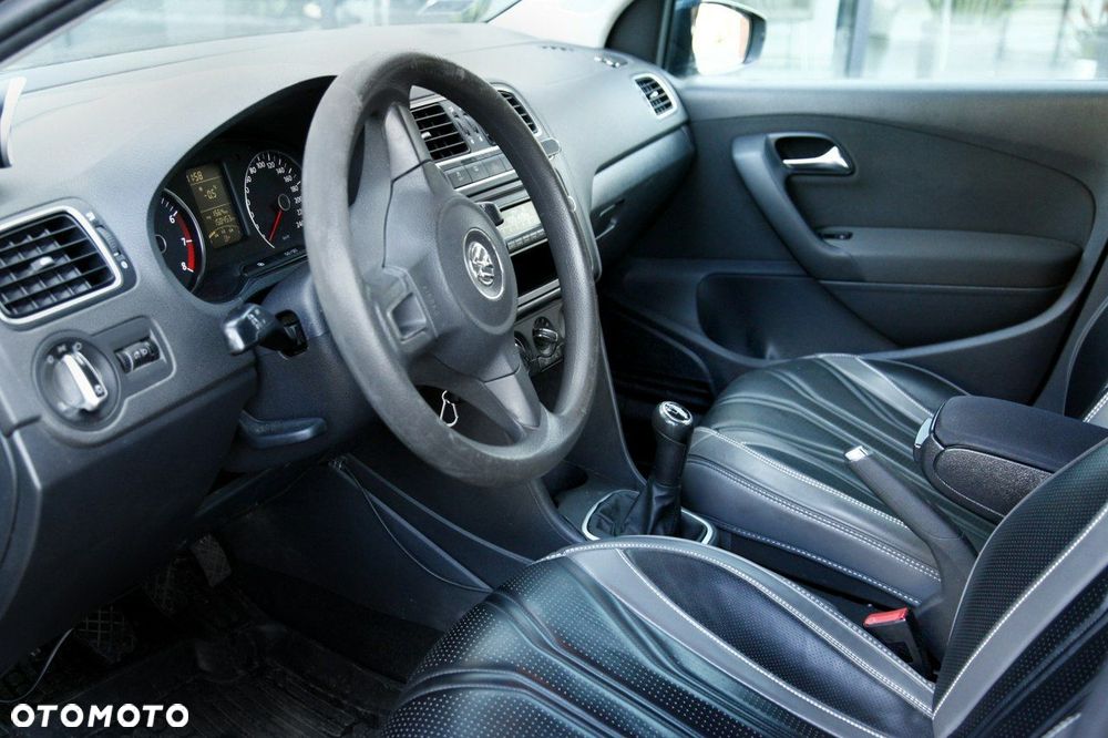 Volkswagen Polo 1.4 16V Comfortline - 15