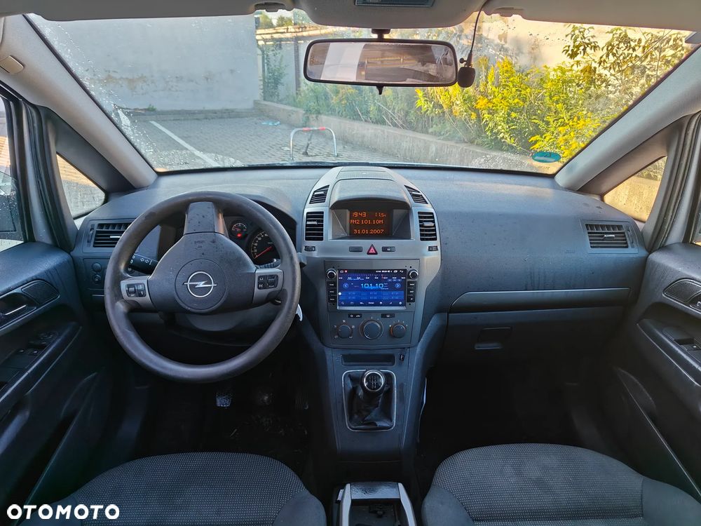 Opel Zafira 1.8 Family - 12
