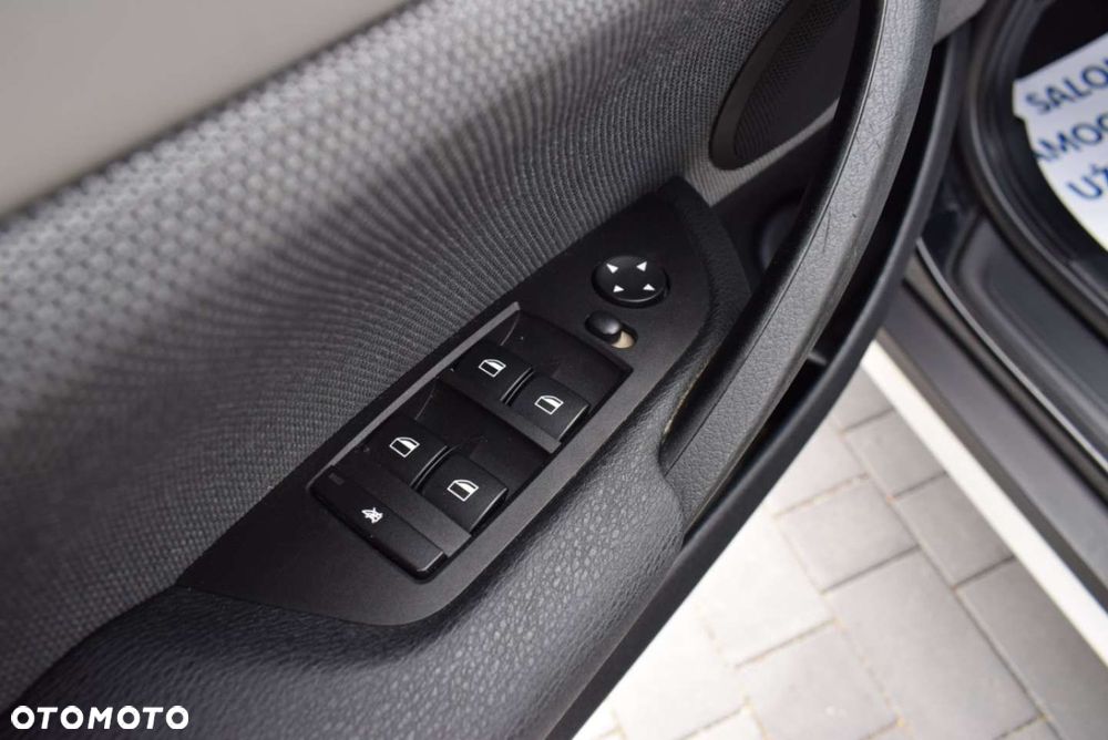 BMW X1 - 18