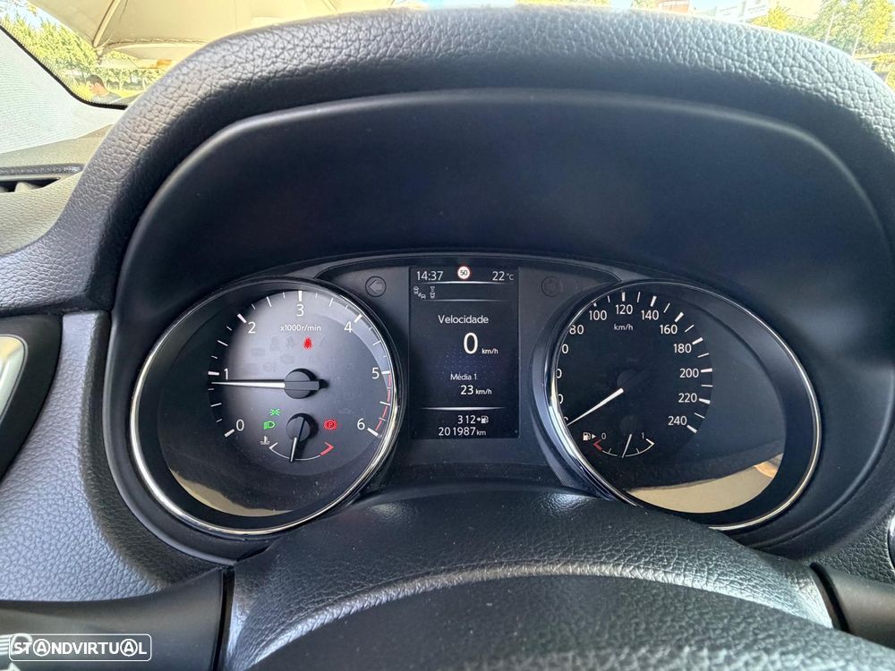 Nissan Qashqai 1.6 dCi Tekna Premium 18 360 - 11