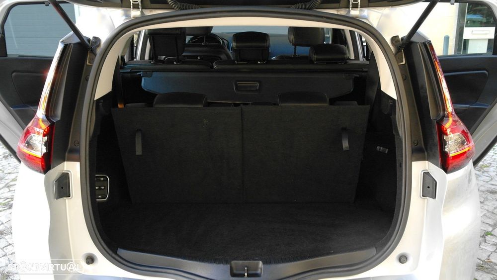 Renault Grand Scénic 1.6 dCi Intens SS - 9