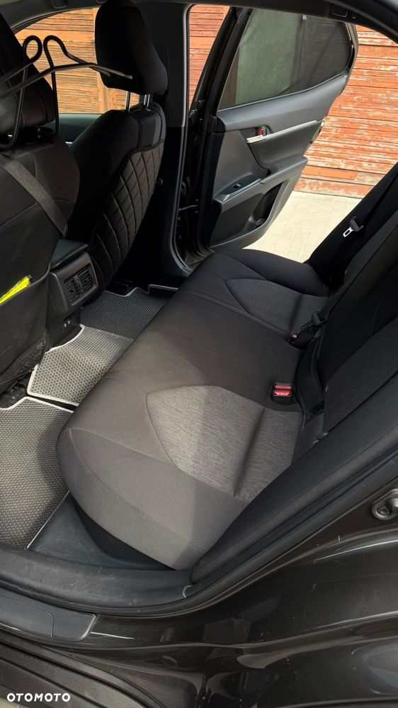 Toyota Camry 2.5 Hybrid Comfort CVT - 9