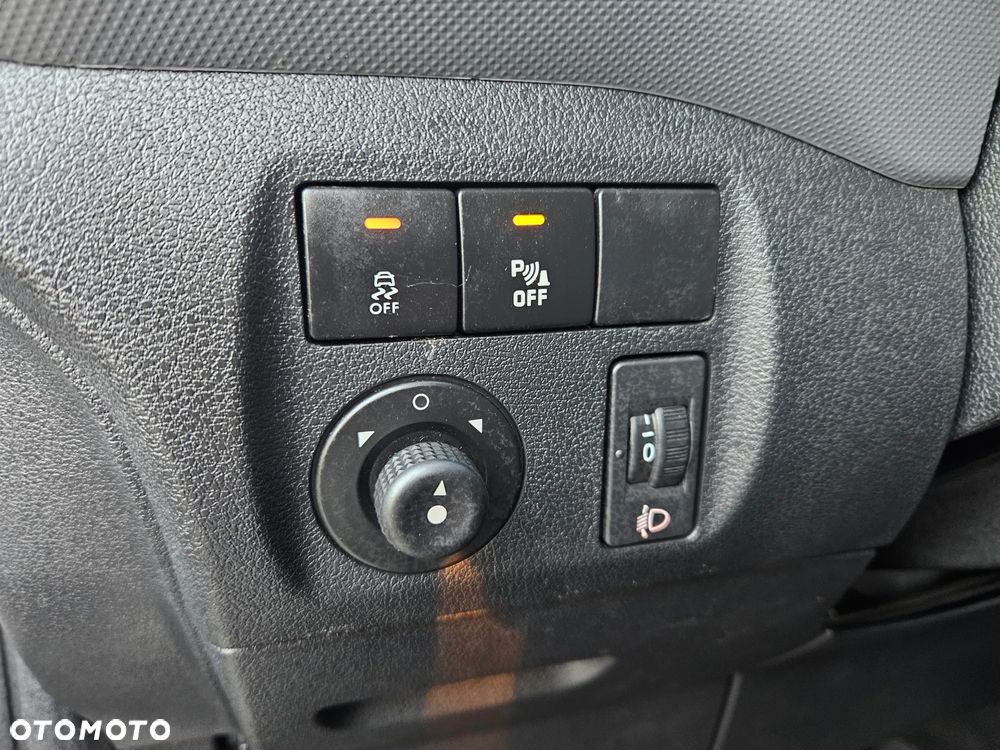 Peugeot Partner - 32