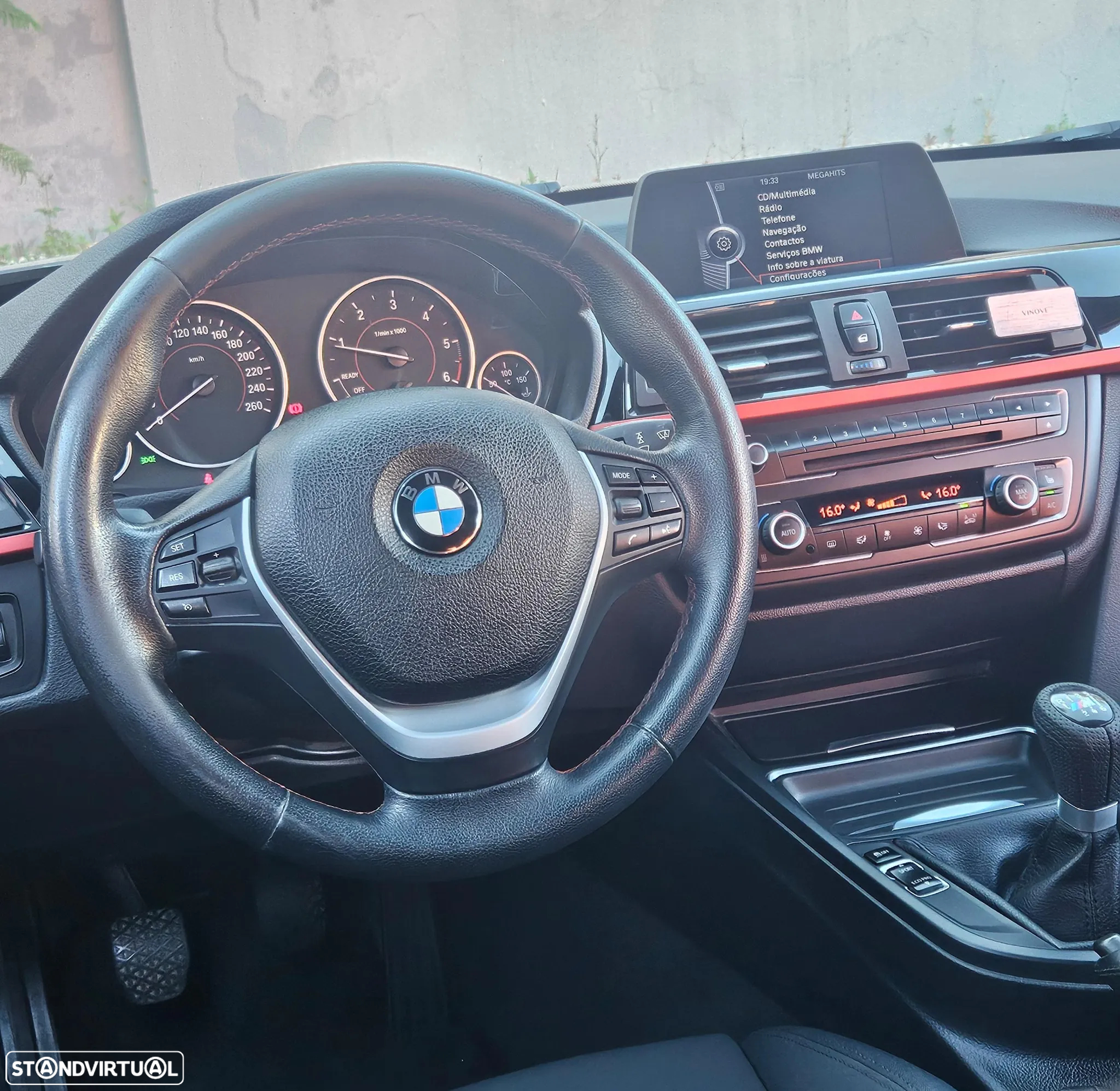 BMW 320 d DPF Touring Edition Sport - 15