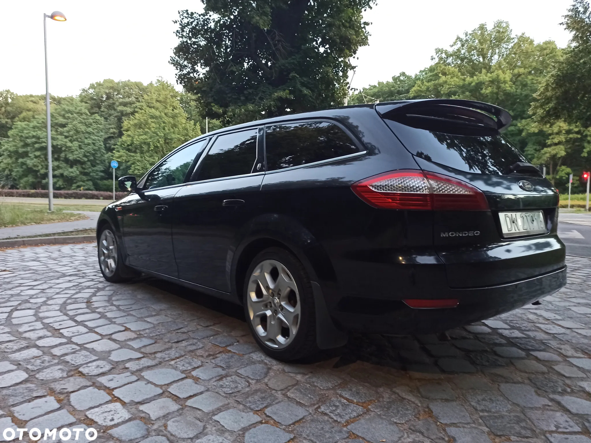 Ford Mondeo 2.5 Titanium X - 4